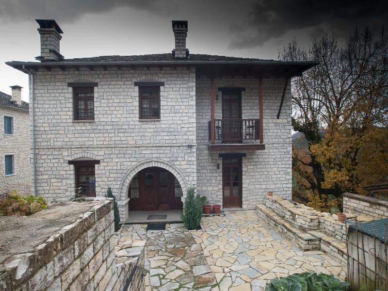 Giagia Evgenia Hotell Vitsa Exteriör bild